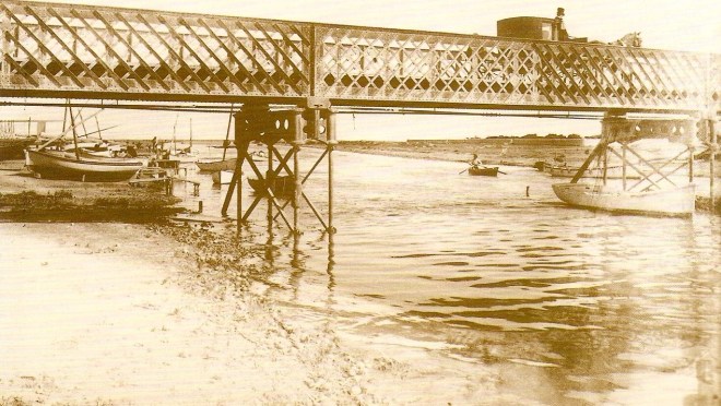 1920 Puente en Nazaret